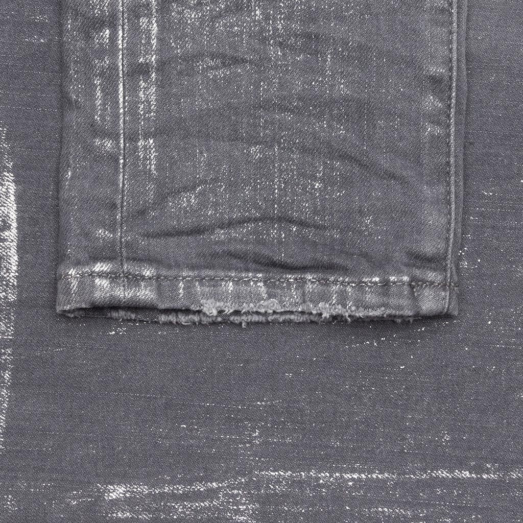 P001 - Grey Metallic Silver