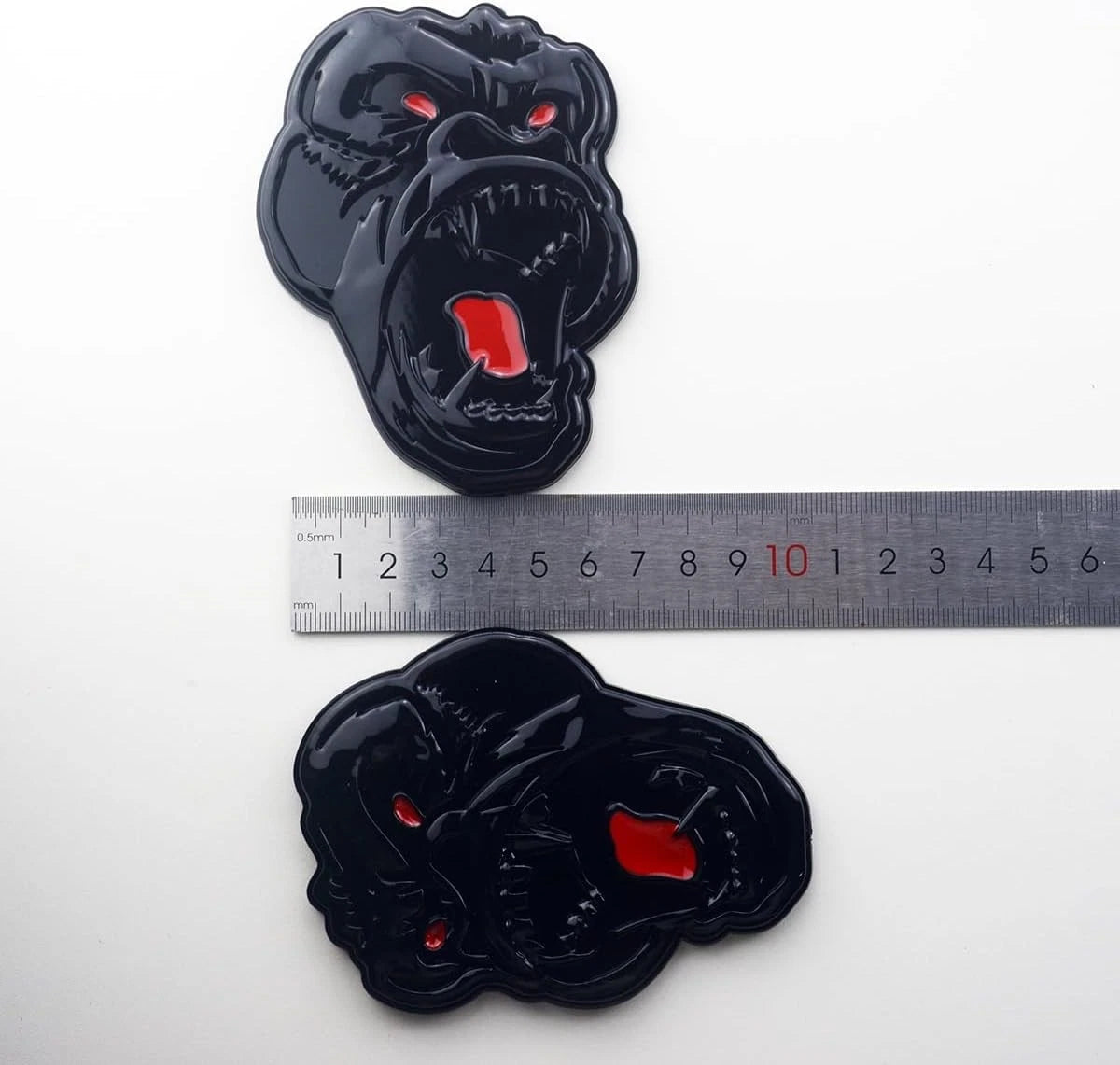 2 Pcs Metal ngry Gorilla Ape Angry Side Rear Emblems 3D Badge Car (Black Red)