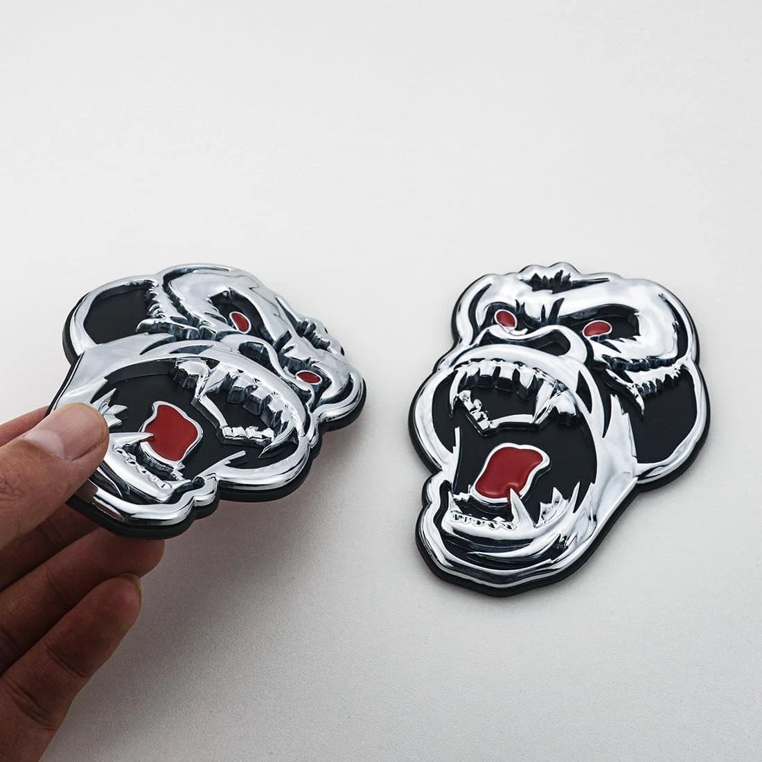2 Pcs Metal ngry Gorilla Ape Angry Side Rear Emblems 3D Badge Car (Silver Black)