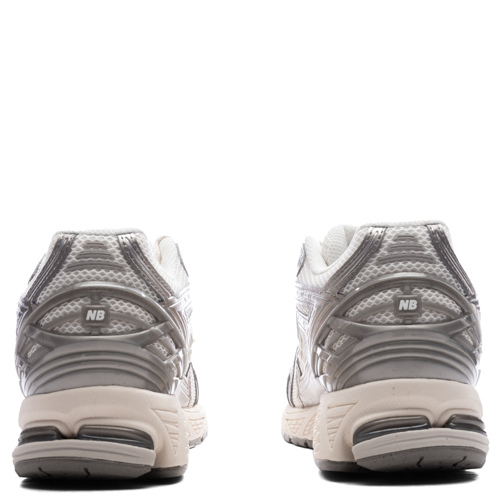 1906R - Arid Stone/Permafrost/Silver Metallic